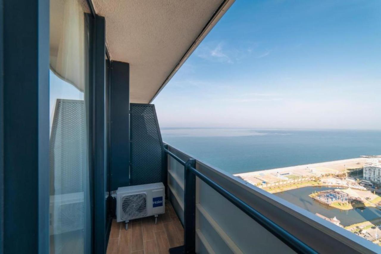 Orbi City - Seaside Apartments Batoemi Buitenkant foto