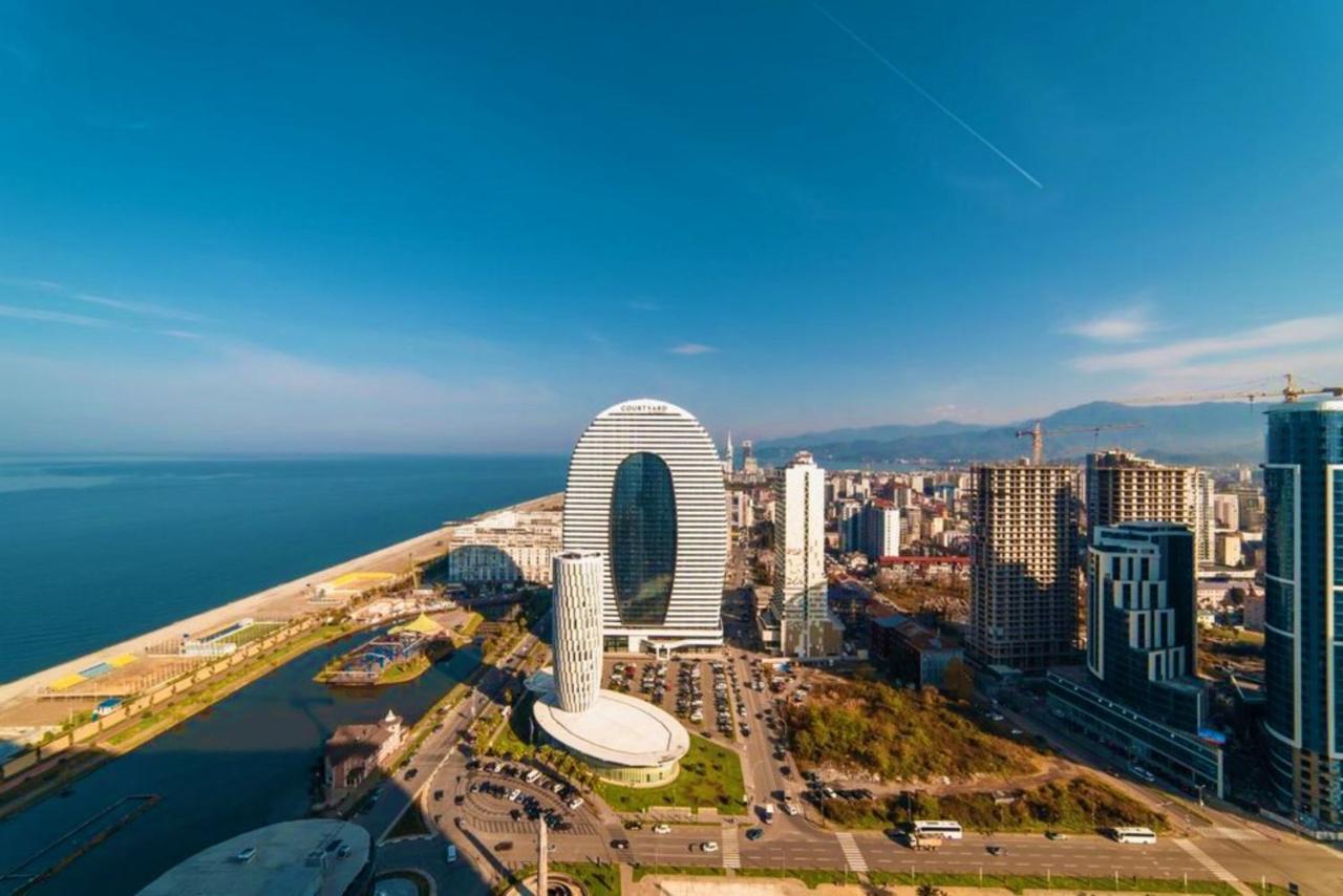Orbi City - Seaside Apartments Batoemi Buitenkant foto