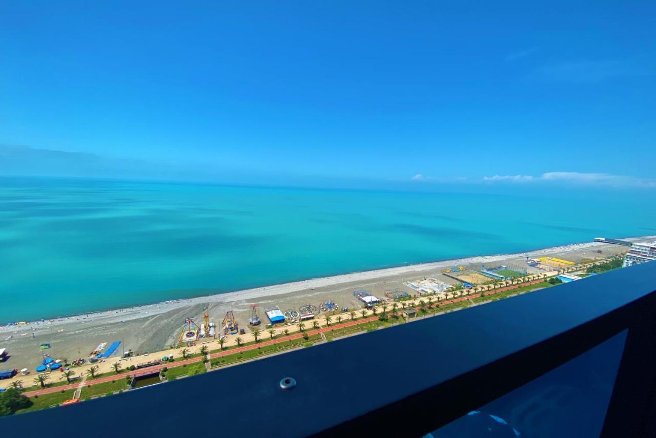 Orbi City - Seaside Apartments Batoemi Buitenkant foto